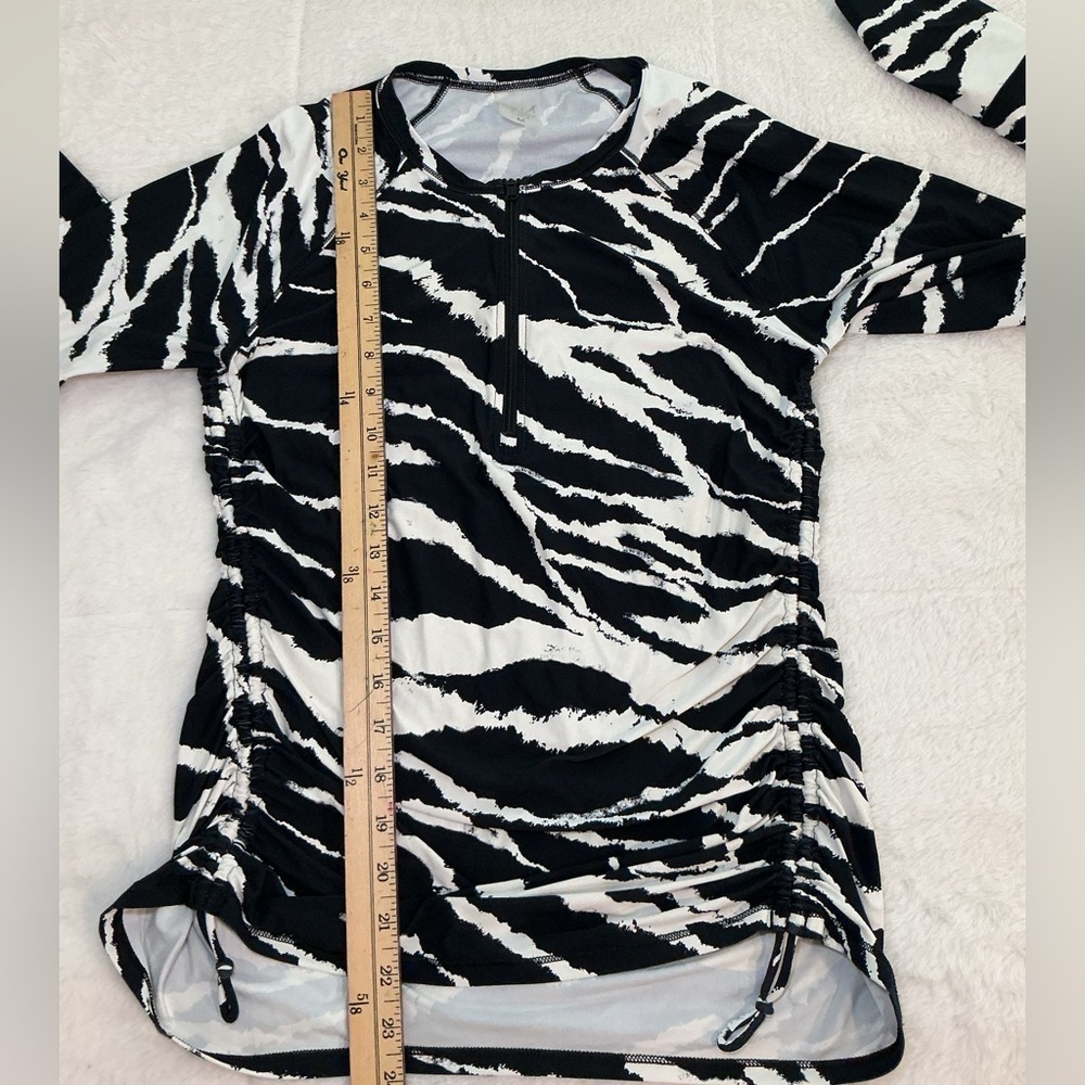 Black and White Zebra Print Women's Top - Picture 4 of 6